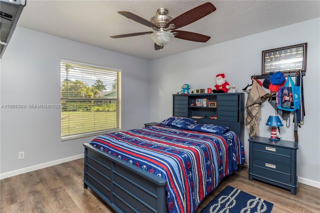 待售: $791,500 (4 贝兹, 2 浴室, 2291 平方英尺)