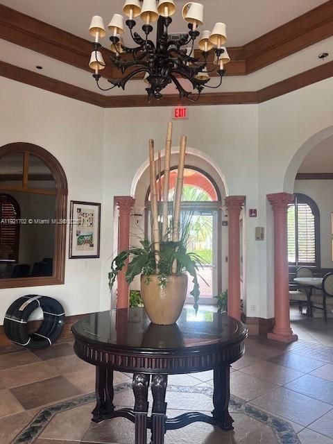 For Rent: $1,950 (1 beds, 1 baths, 775 Square Feet)