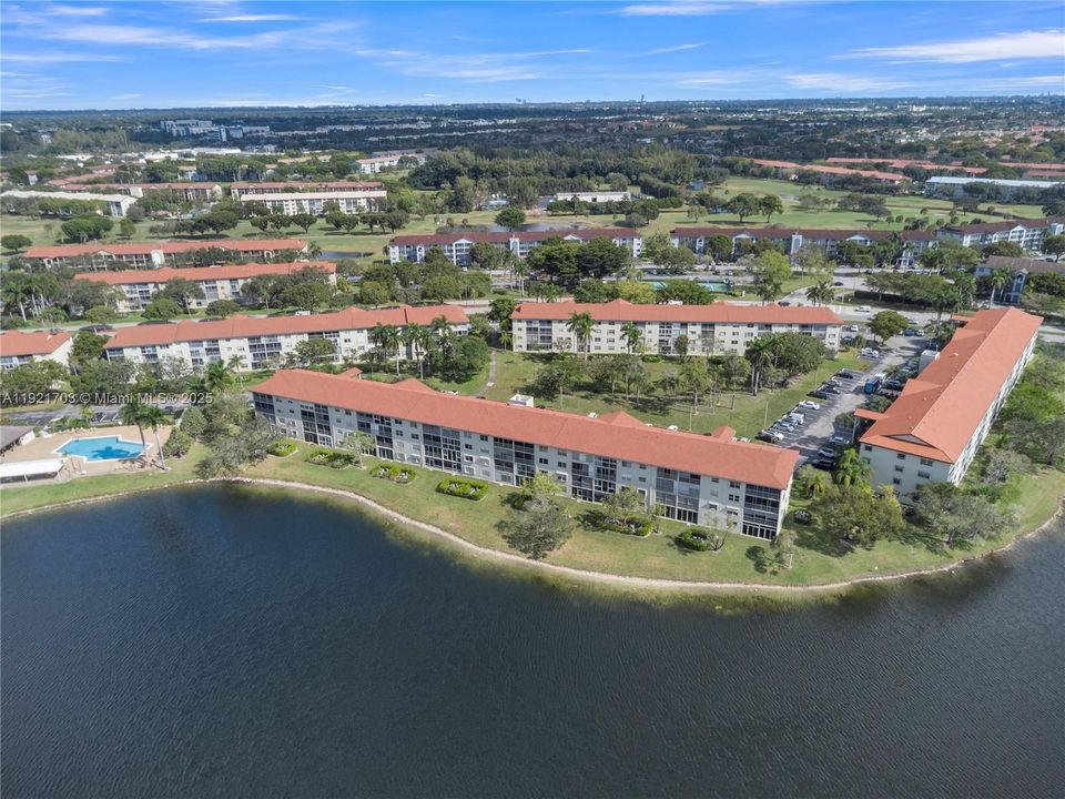 待售: $249,900 (2 贝兹, 2 浴室, 1192 平方英尺)