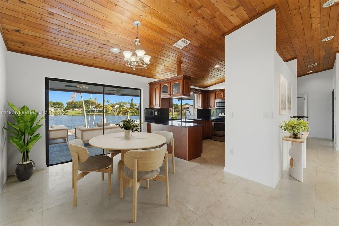 For Sale: $825,000 (4 beds, 2 baths, 1890 Square Feet)