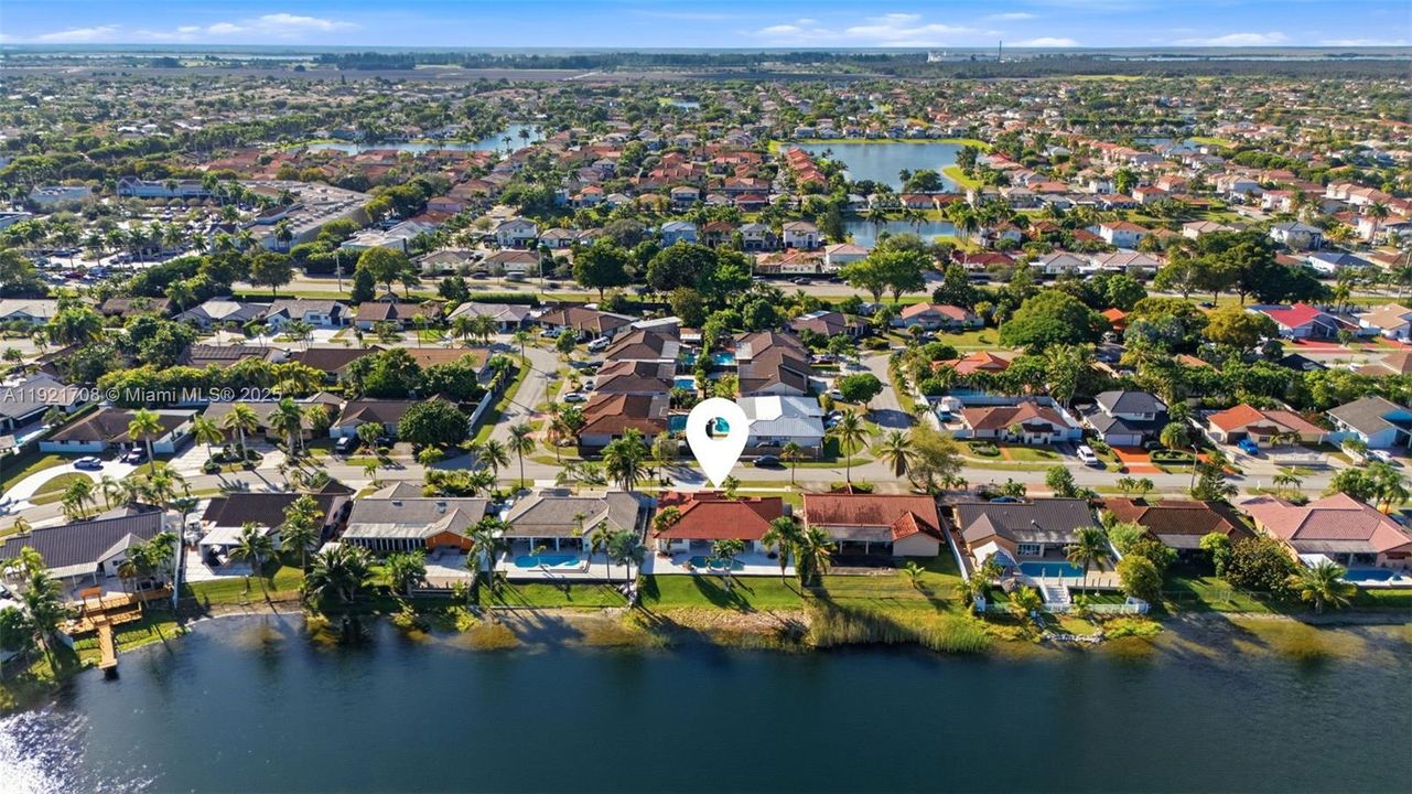 For Sale: $825,000 (4 beds, 2 baths, 1890 Square Feet)