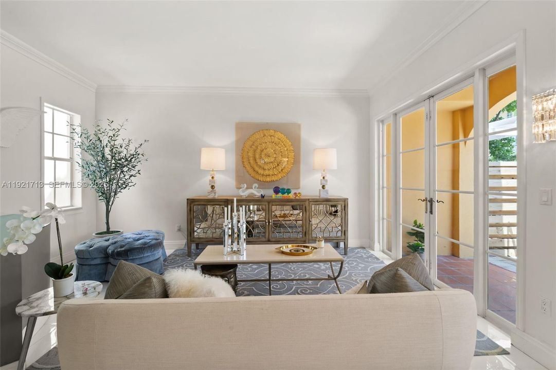 待售: $925,000 (3 贝兹, 2 浴室, 1840 平方英尺)