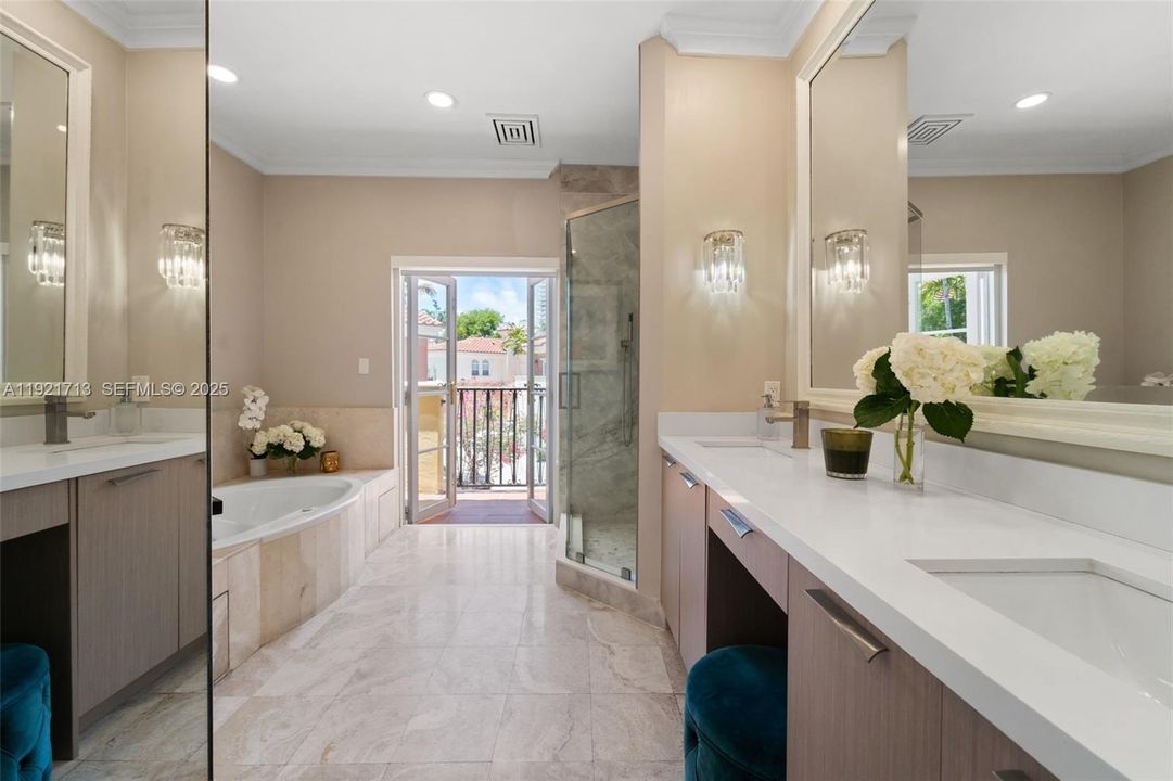 待售: $925,000 (3 贝兹, 2 浴室, 1840 平方英尺)