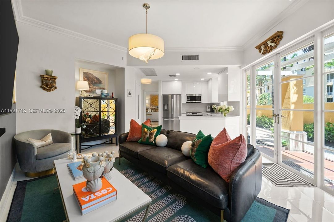 待售: $925,000 (3 贝兹, 2 浴室, 1840 平方英尺)