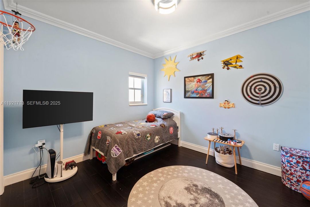 待售: $925,000 (3 贝兹, 2 浴室, 1840 平方英尺)