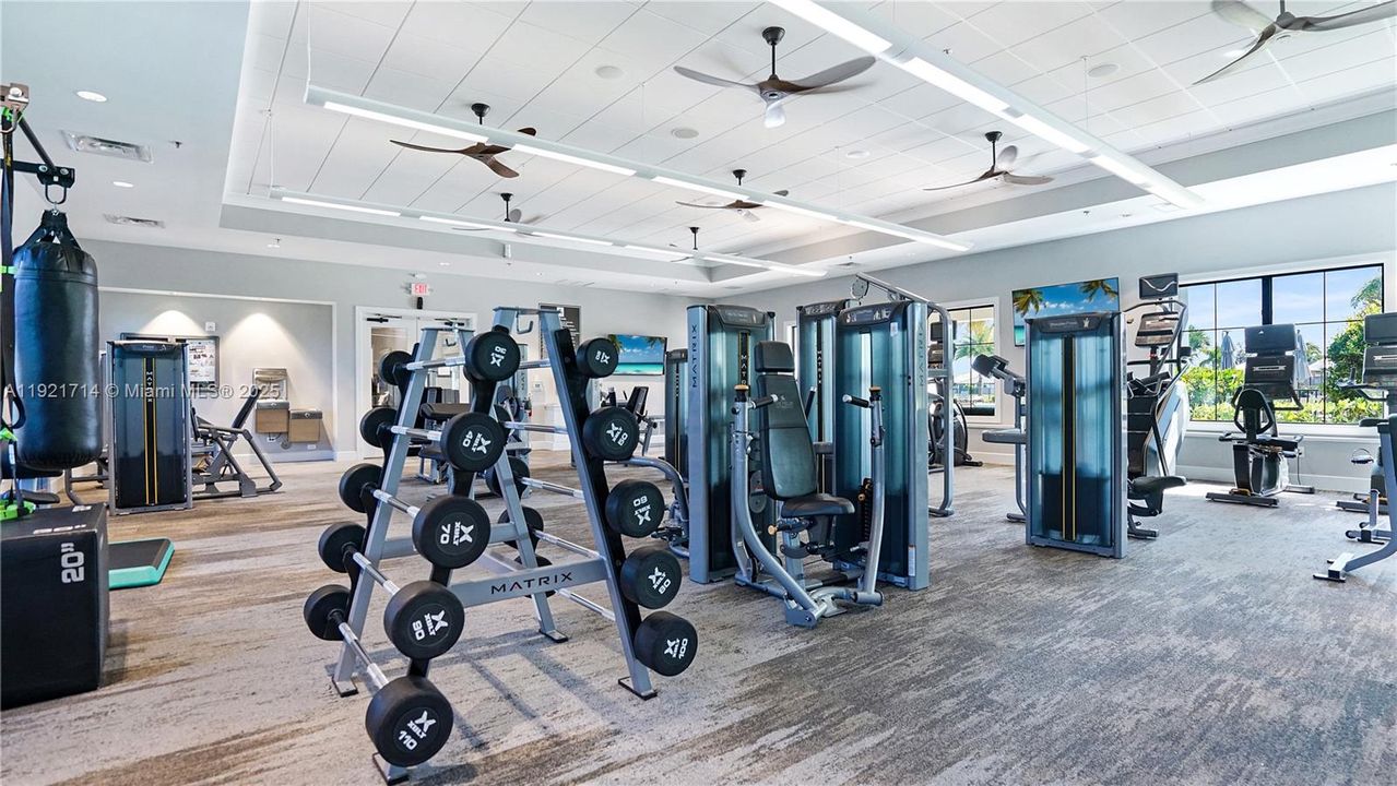 For Rent: $4,195 (4 beds, 2 baths, 2377 Square Feet)