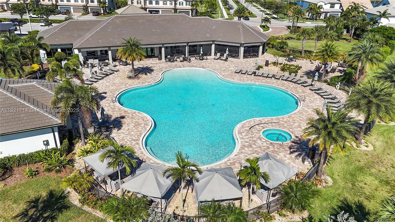 For Rent: $4,195 (4 beds, 2 baths, 2377 Square Feet)