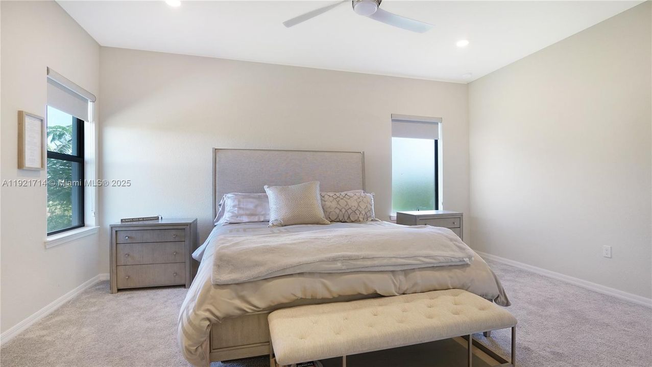 For Rent: $4,195 (4 beds, 2 baths, 2377 Square Feet)