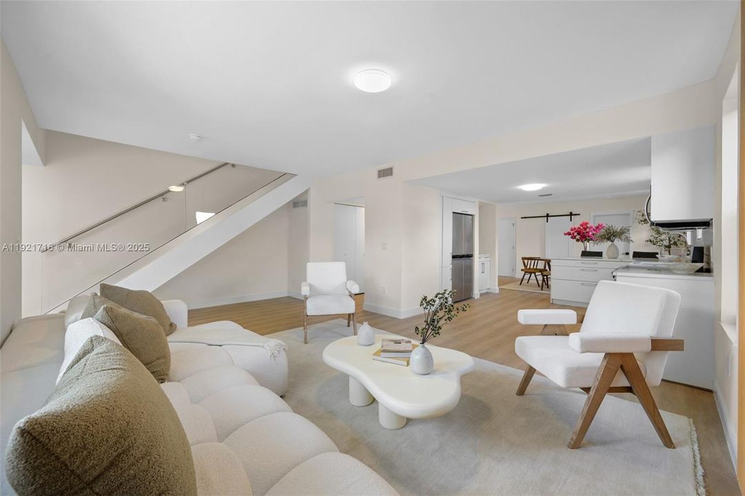 For Sale: $1,050,000 (4 beds, 3 baths, 1820 Square Feet)