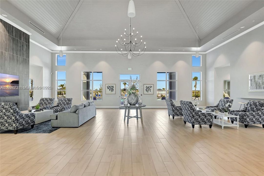 For Sale: $435,000 (3 beds, 2 baths, 1693 Square Feet)