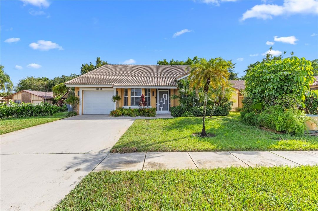 Active With Contract: $5,500 (4 beds, 3 baths, 2120 Square Feet)