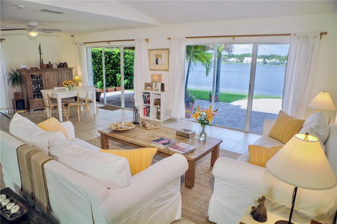 待售: $859,000 (3 贝兹, 2 浴室, 0 平方英尺)