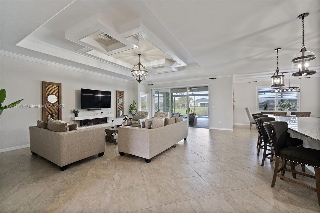 На продажу: $615,000 (3 спален, 3 ванн, 2444 Квадратных фут)