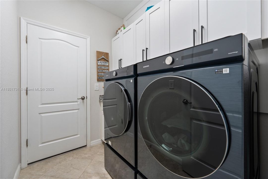 На продажу: $615,000 (3 спален, 3 ванн, 2444 Квадратных фут)