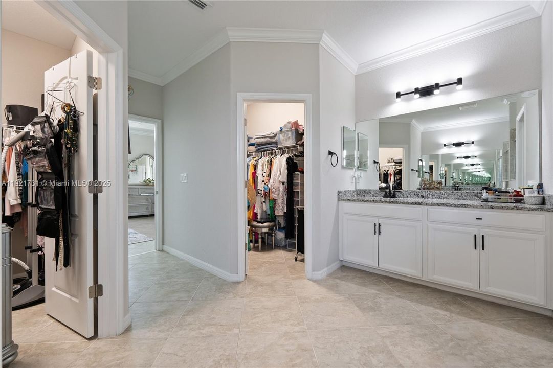 На продажу: $615,000 (3 спален, 3 ванн, 2444 Квадратных фут)