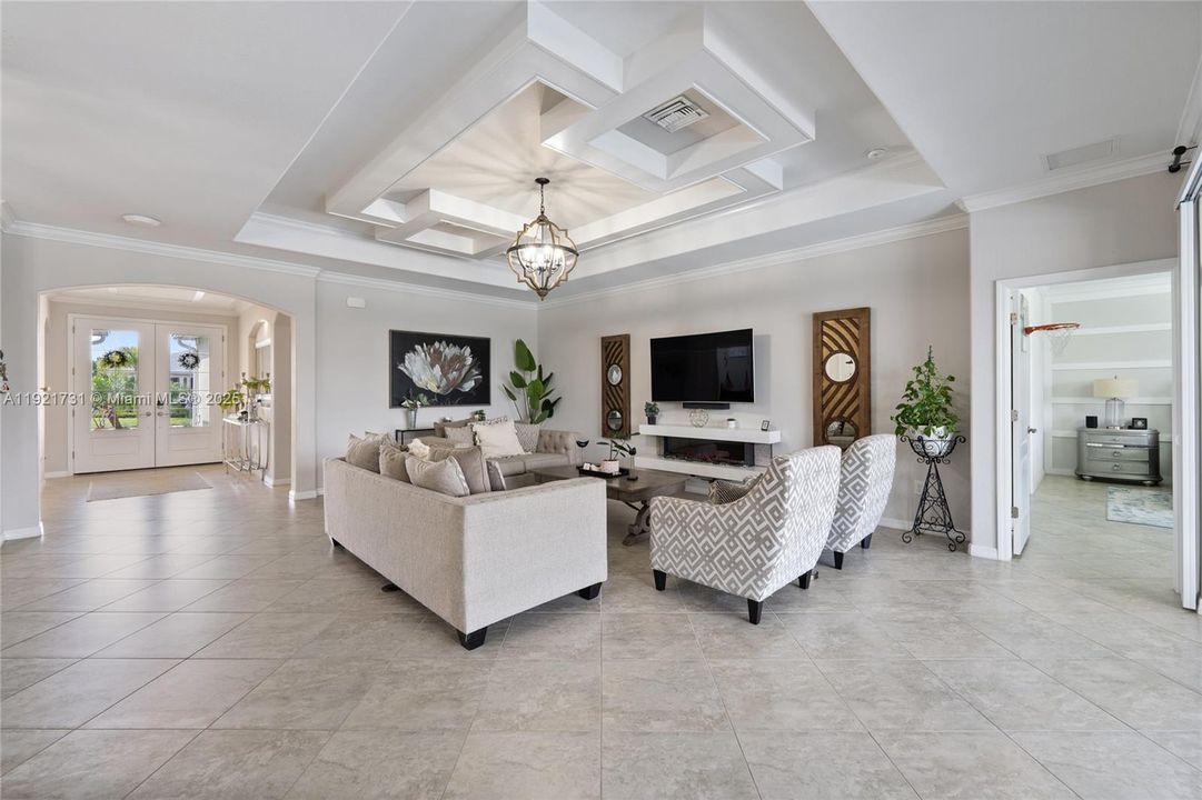 На продажу: $615,000 (3 спален, 3 ванн, 2444 Квадратных фут)