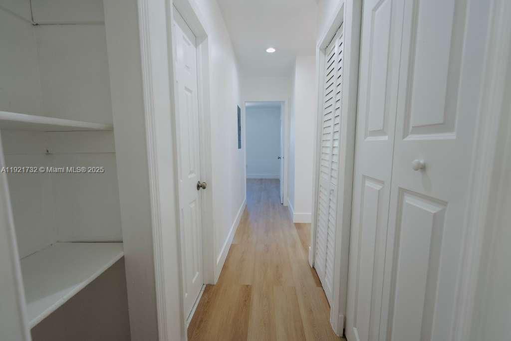 For Rent: $2,600 (2 beds, 2 baths, 900 Square Feet)