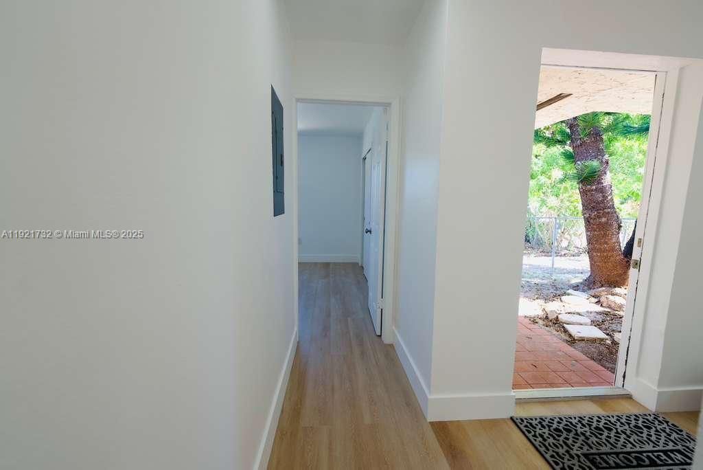 For Rent: $2,600 (2 beds, 2 baths, 900 Square Feet)