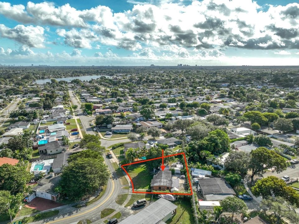 En Venta: $599,000 (3 camas, 1 baños, 966 Pies cuadrados)