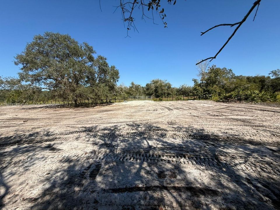 For Sale: $48,999 (1.25 acres)