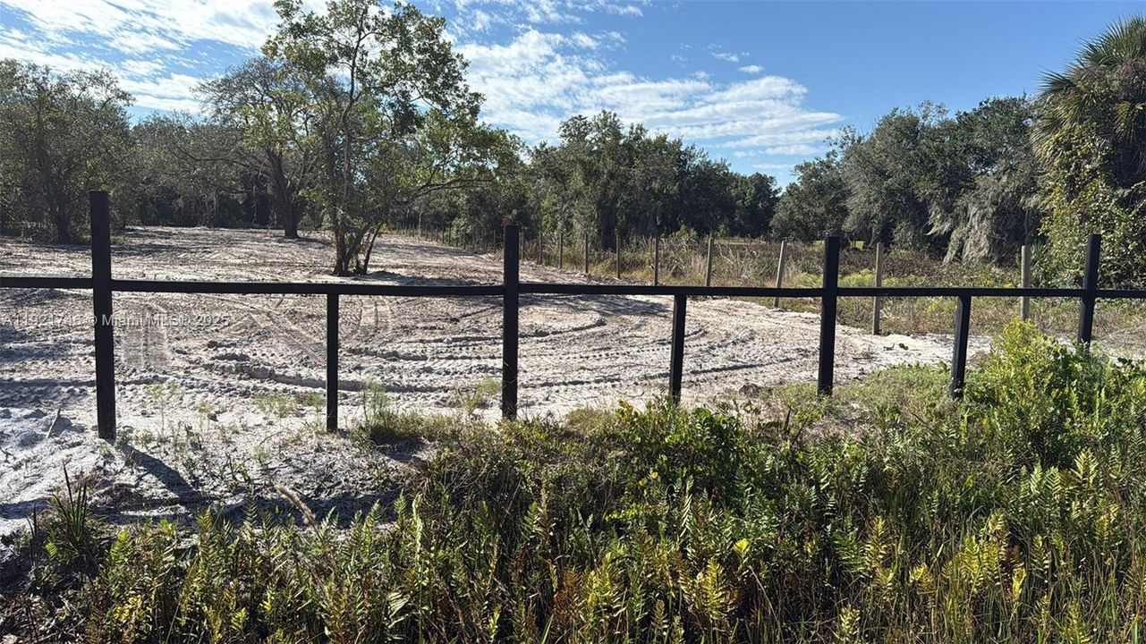 For Sale: $48,999 (1.25 acres)