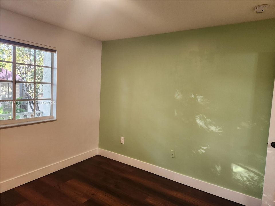 En Venta: $879,000 (4 camas, 3 baños, 2312 Pies cuadrados)