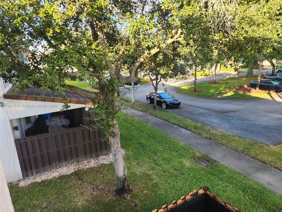 En Venta: $879,000 (4 camas, 3 baños, 2312 Pies cuadrados)