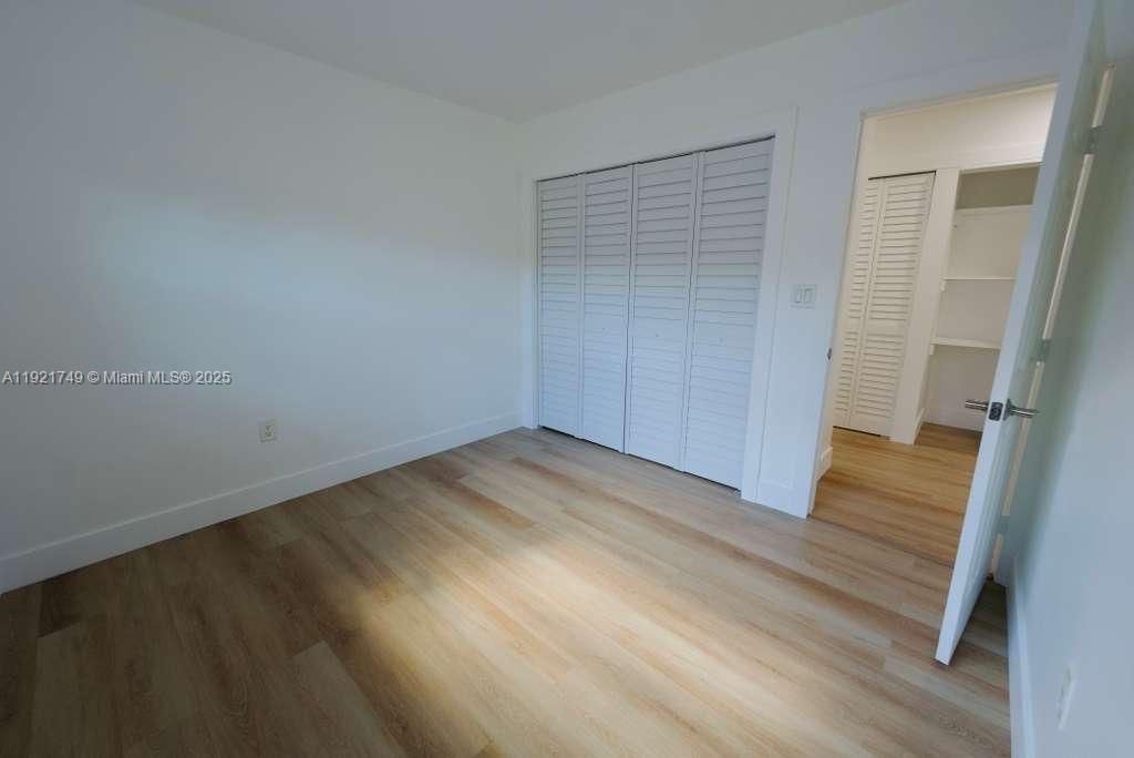 For Rent: $3,200 (3 beds, 2 baths, 1000 Square Feet)