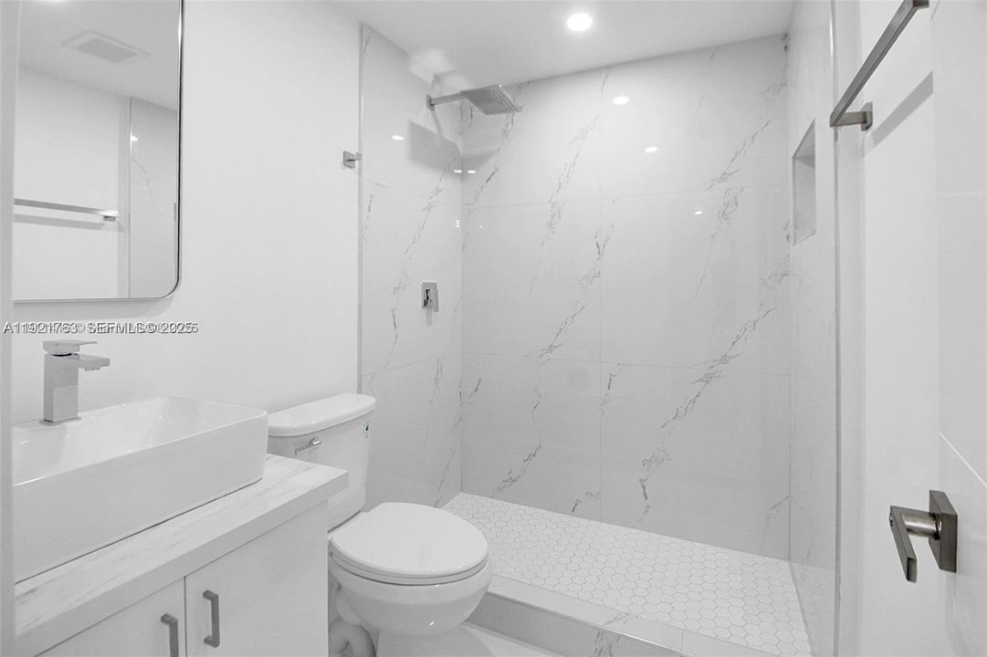 На продажу: $649,900 (3 спален, 2 ванн, 1110 Квадратных фут)