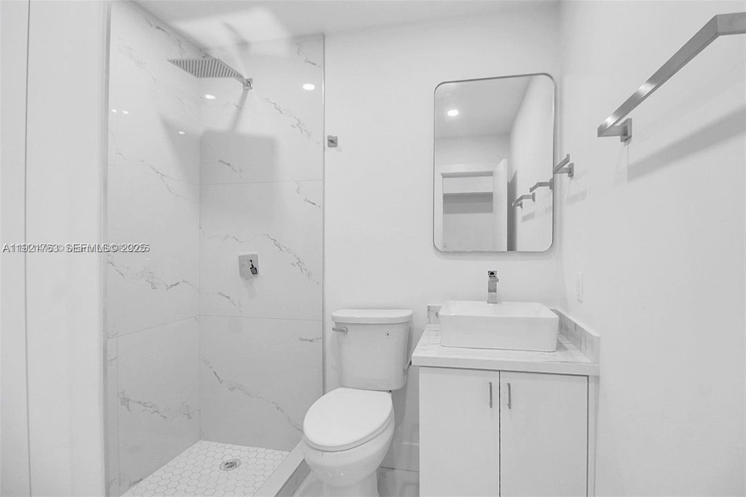 На продажу: $649,900 (3 спален, 2 ванн, 1110 Квадратных фут)