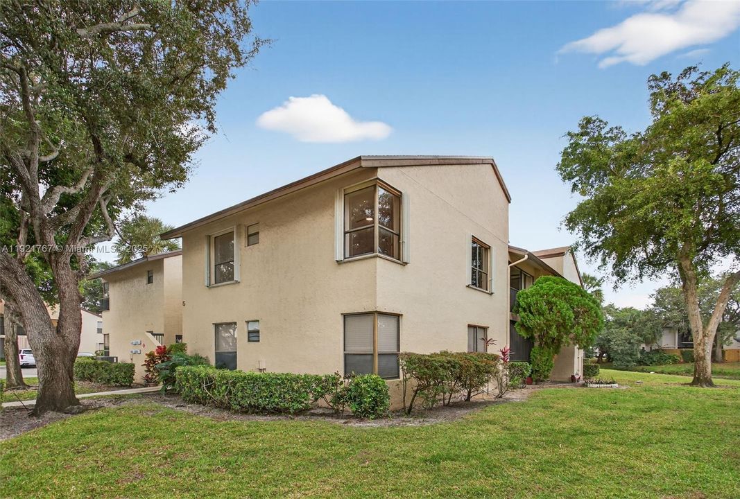 待售: $337,000 (3 贝兹, 2 浴室, 1115 平方英尺)