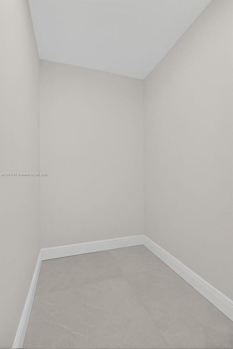 待售: $337,000 (3 贝兹, 2 浴室, 1115 平方英尺)