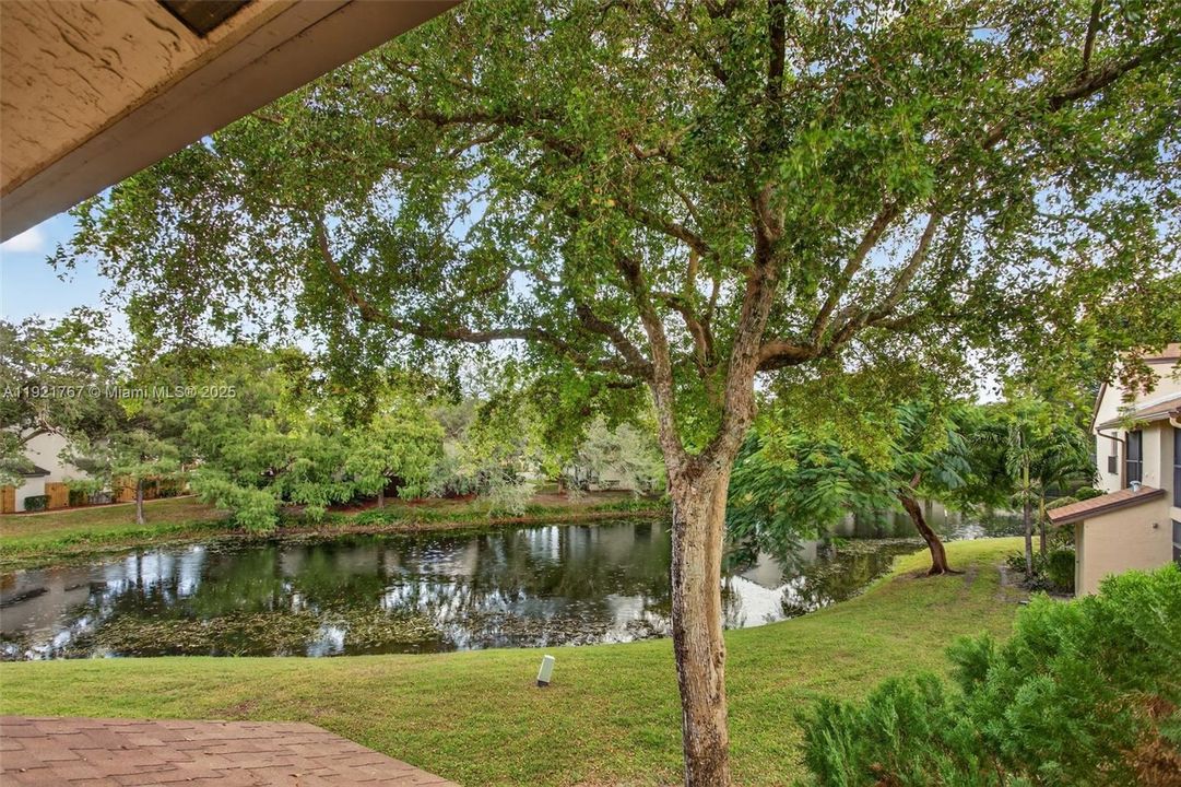 待售: $337,000 (3 贝兹, 2 浴室, 1115 平方英尺)