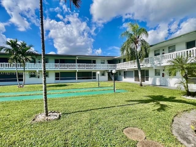 For Sale: $117,500 (2 beds, 1 baths, 774 Square Feet)