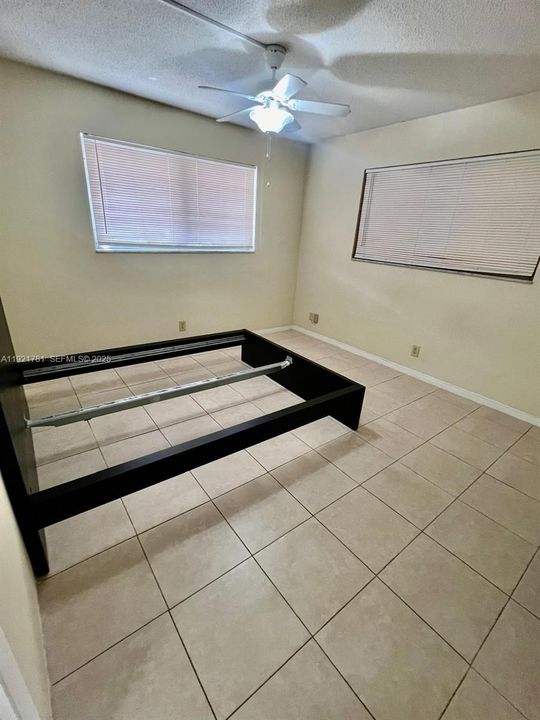 For Sale: $117,500 (2 beds, 1 baths, 774 Square Feet)