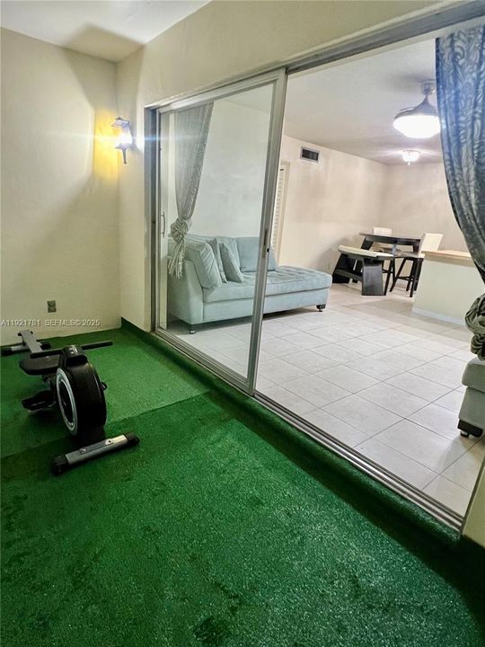 For Sale: $117,500 (2 beds, 1 baths, 774 Square Feet)