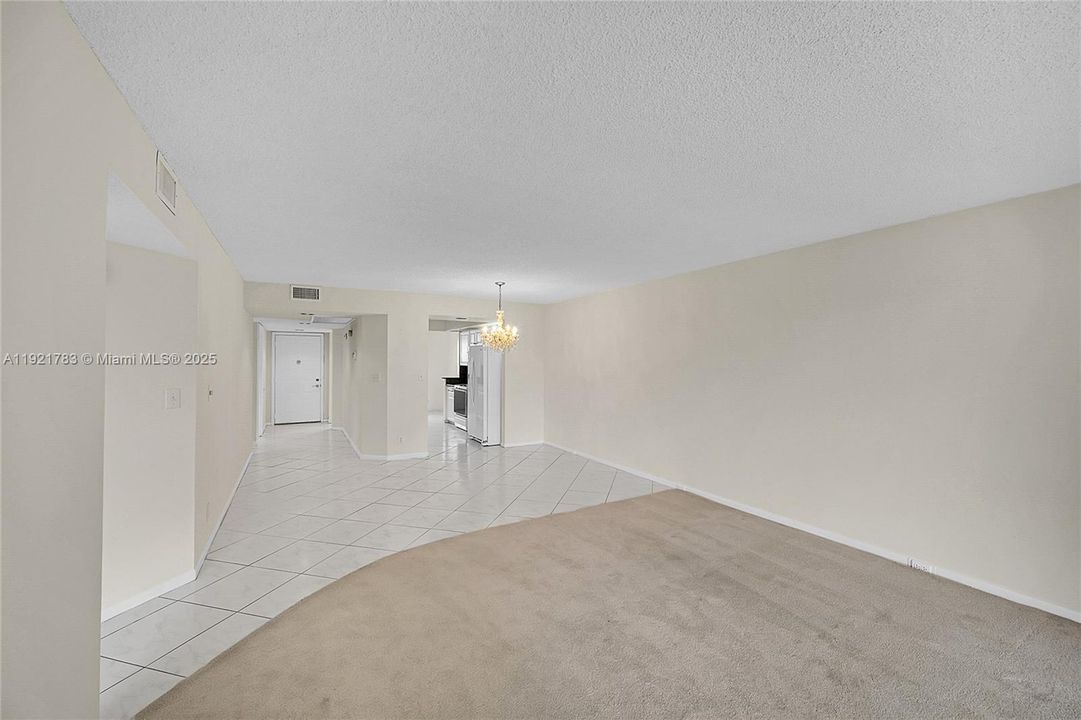 В аренду: $1,750 (2 спален, 2 ванн, 1157 Квадратных фут)