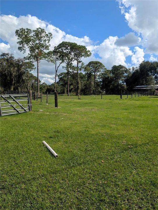 For Sale: $320,000 (2 beds, 1 baths, 0 Square Feet)