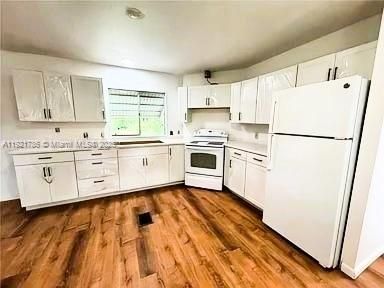 For Sale: $320,000 (2 beds, 1 baths, 0 Square Feet)