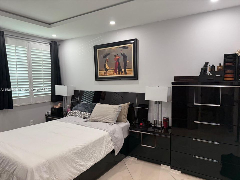 待售: $385,000 (3 贝兹, 2 浴室, 1192 平方英尺)