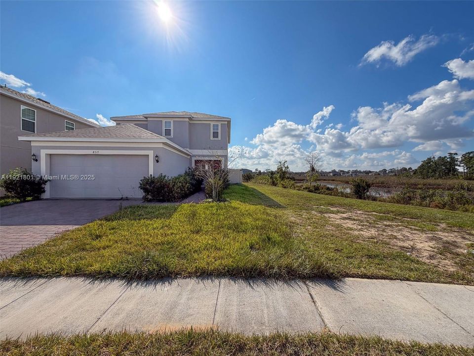 待售: $390,000 (4 贝兹, 2 浴室, 0 平方英尺)