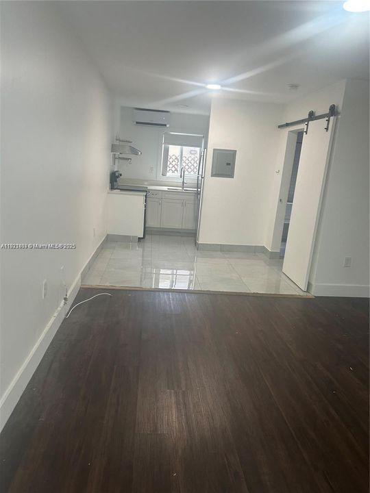 For Rent: $1,700 (0 beds, 1 baths, 10506 Square Feet)