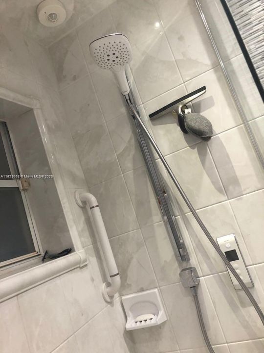 В аренду: $4,390 (3 спален, 2 ванн, 2271 Квадратных фут)