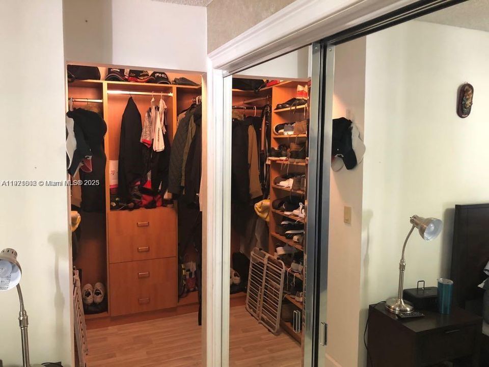 В аренду: $4,390 (3 спален, 2 ванн, 2271 Квадратных фут)