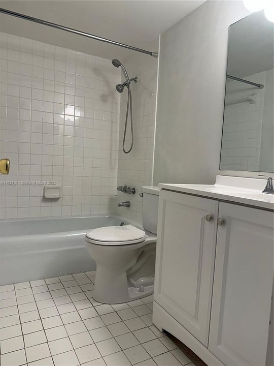 For Rent: $2,000 (2 beds, 2 baths, 1131 Square Feet)