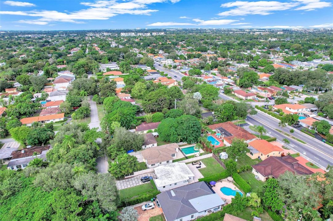 待售: $975,000 (3 贝兹, 2 浴室, 1468 平方英尺)