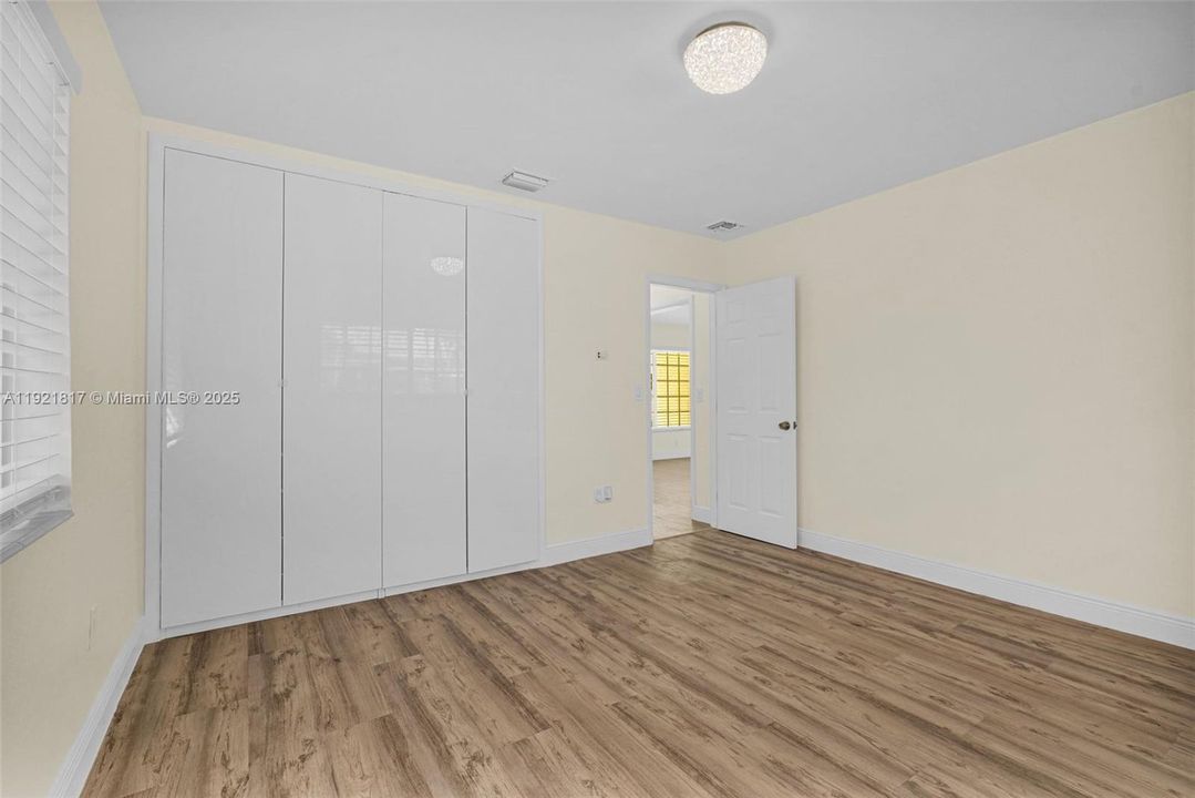 待售: $975,000 (3 贝兹, 2 浴室, 1468 平方英尺)