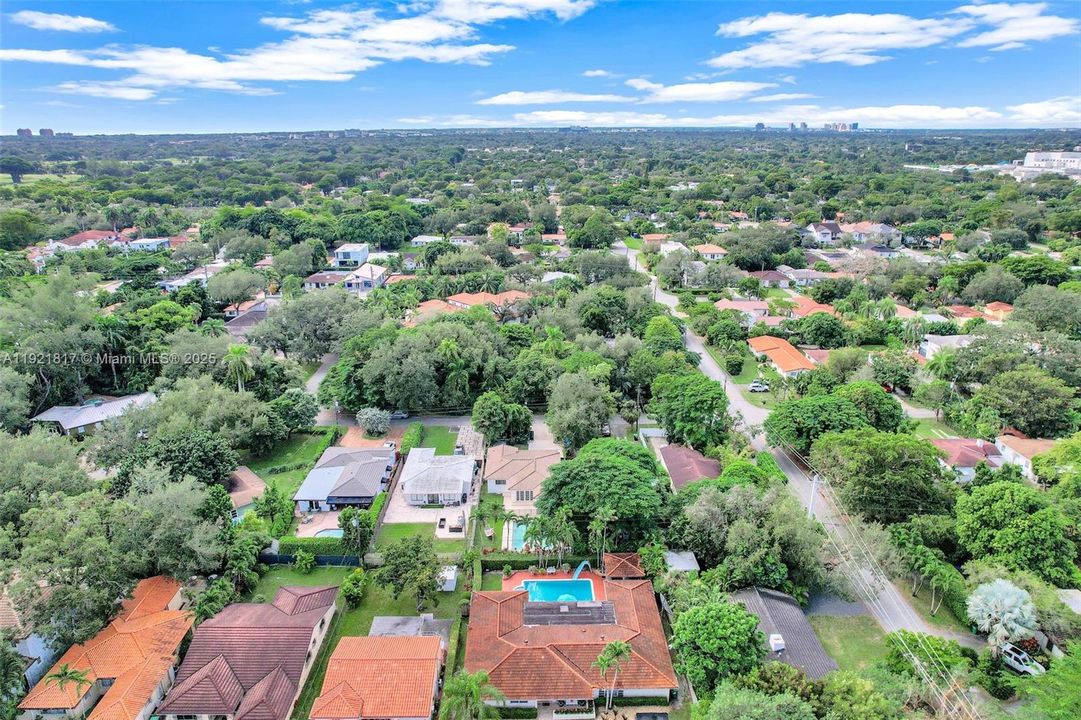 待售: $975,000 (3 贝兹, 2 浴室, 1468 平方英尺)