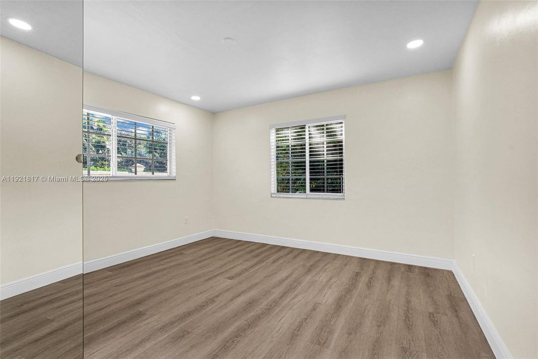 待售: $975,000 (3 贝兹, 2 浴室, 1468 平方英尺)