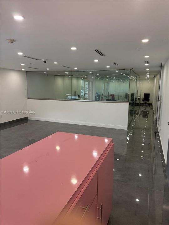 На продажу: $4,000,000 (0 спален, 0 ванн, 0 Квадратных фут)